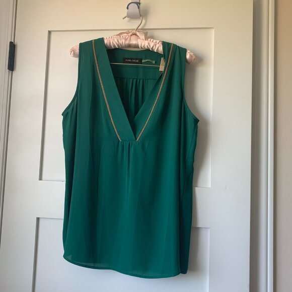 Ivanka Trump Green Sleeveless Top - Picture 4 of 4